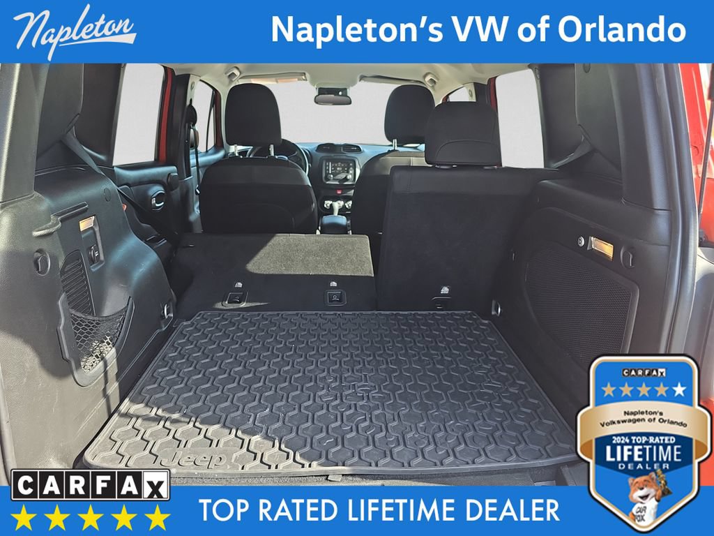 Used 2017 Jeep Renegade Altitude AWD/4WD image 28