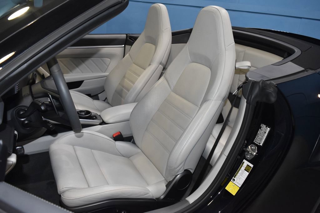 Certified 2021 Porsche 911 Turbo image 5