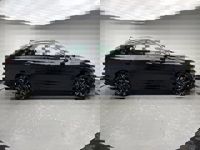 Used 2025 Kia K5 GT-Line w/ GT-Line Premium Package image 6