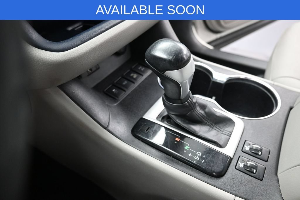 Used 2016 Toyota Highlander XLE AWD/4WD image 24