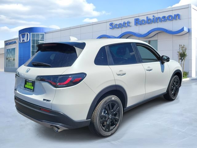 New 2027 Honda HR-V Sport image 4