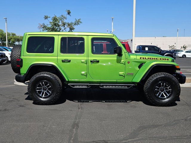 Used 2025 Jeep Wrangler Unlimited Rubicon AWD/4WD image 5