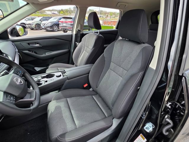 New 2026 Nissan Rogue SV w/ Cold Weather Package AWD/4WD image 21