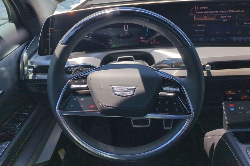 Certified 2026 Cadillac Vistiq Premium Luxury w/ LPO, Floor Liner Package AWD/4WD image 19
