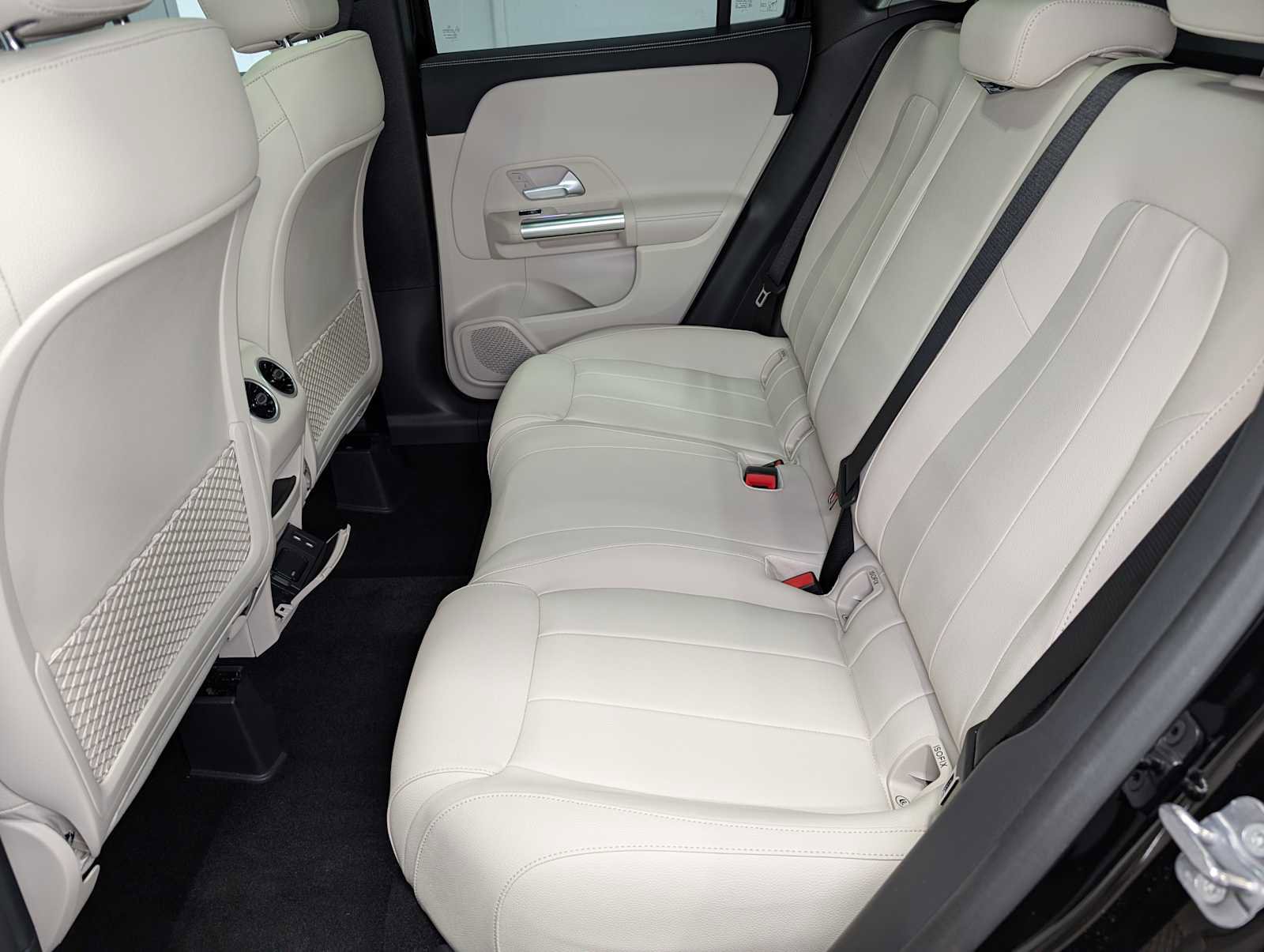 Used 2026 Mercedes-Benz GLA 250 4MATIC image 21