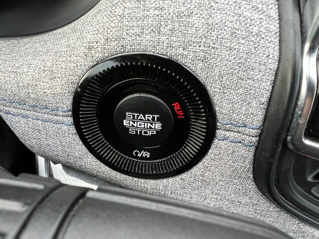 Used 2023 Jeep Compass Sport image 29