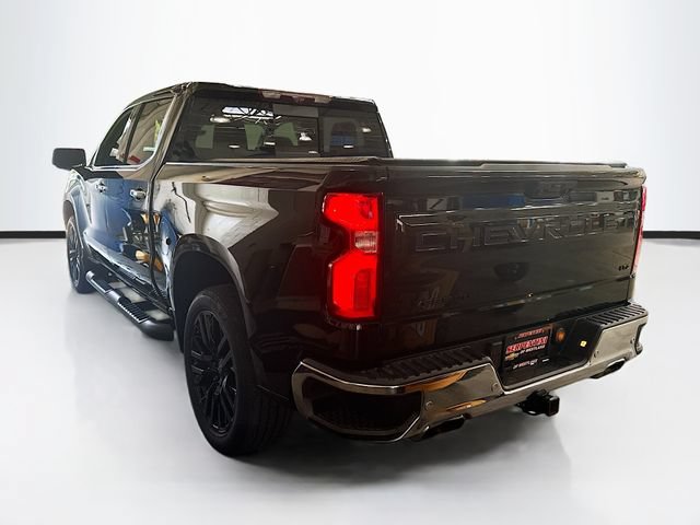 Used 2023 Chevrolet Silverado 1500 LTZ w/ Technology Package AWD/4WD image 8
