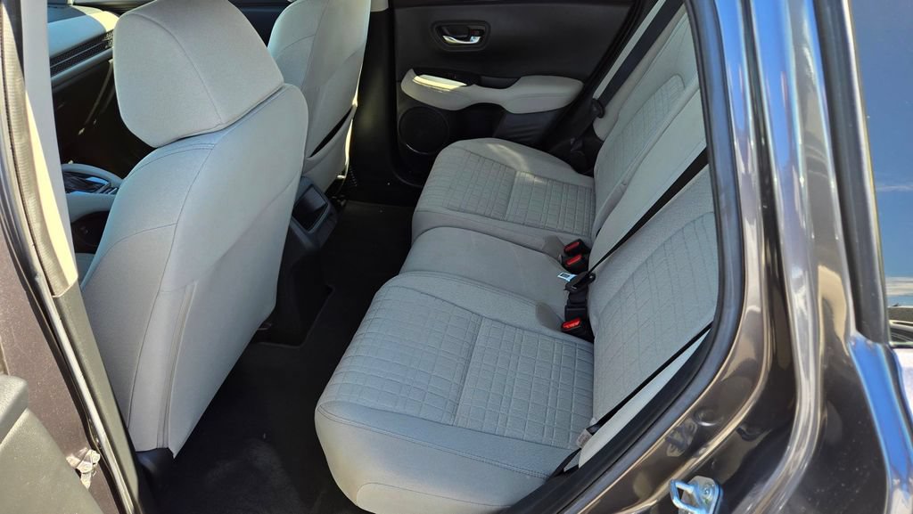 Used 2024 Honda HR-V LX image 11