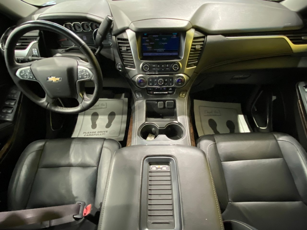 Used 2017 Chevrolet Suburban LT image 16