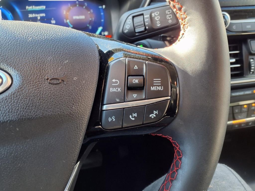 Used 2022 Ford Escape SEL w/ SEL Stealth AWD Package image 21