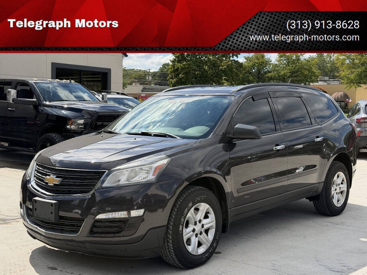 Used 2016 Chevrolet Traverse LS FWD image 1
