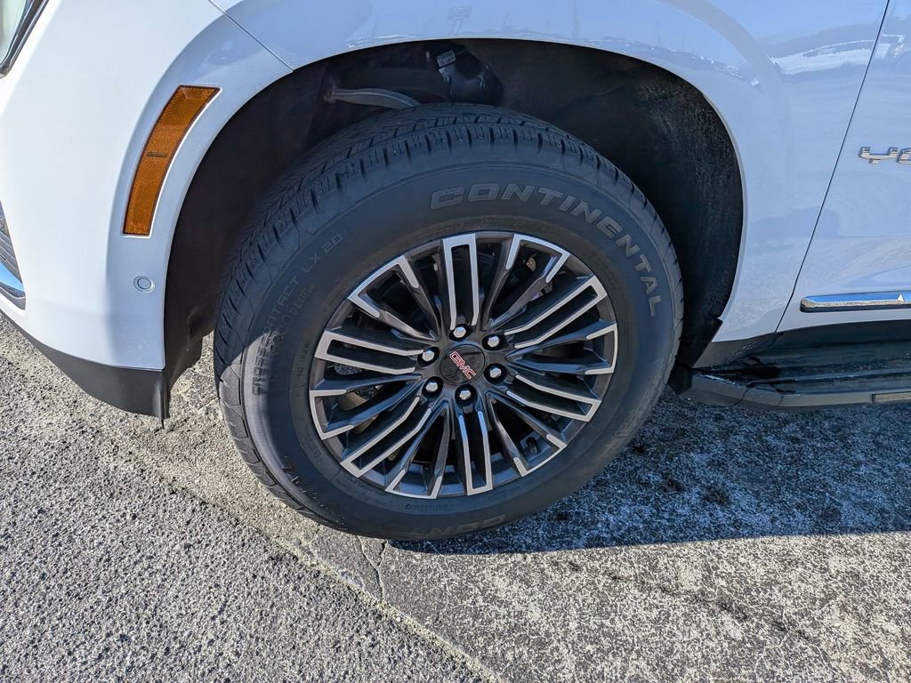 Certified 2025 GMC Yukon XL Elevation image 10