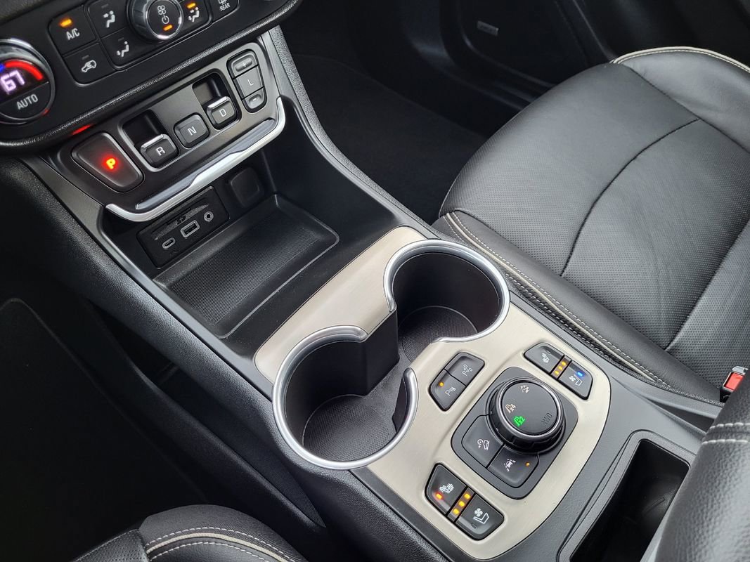 Used 2020 GMC Terrain Denali w/ Denali Premium Package image 32