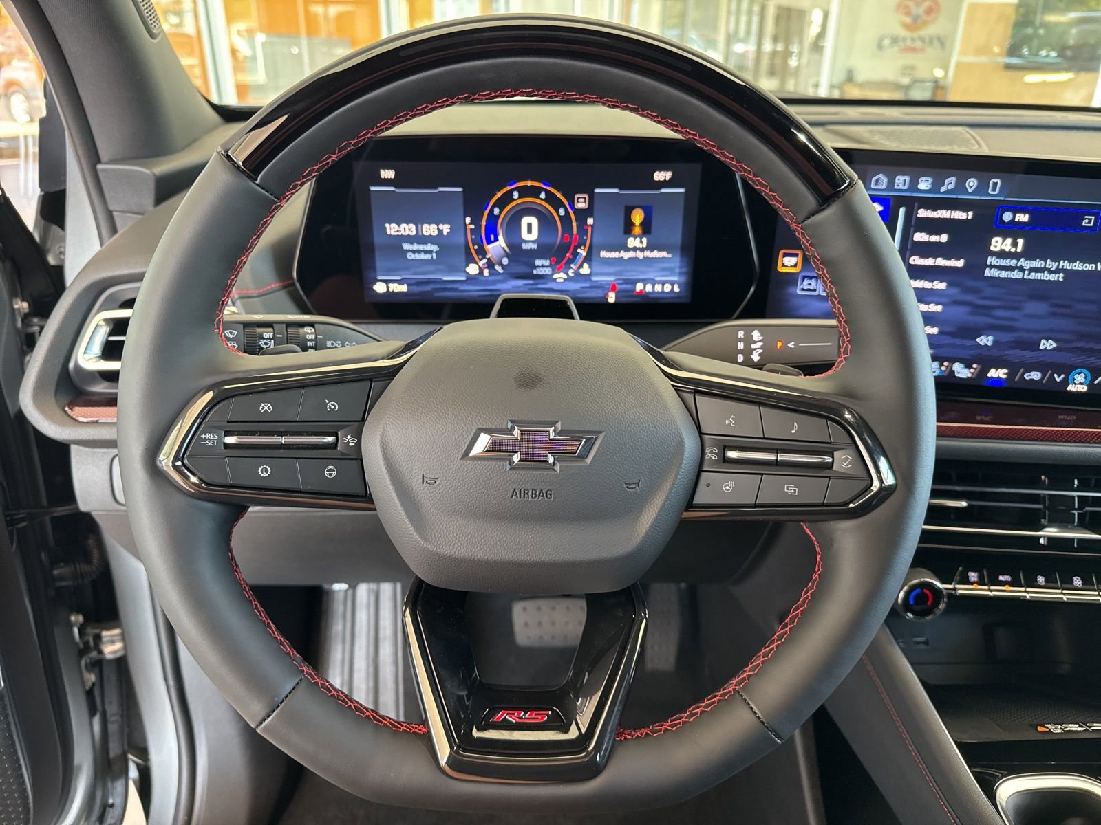 New 2026 Chevrolet Traverse RS w/ LPO, Floor Liner Package image 26