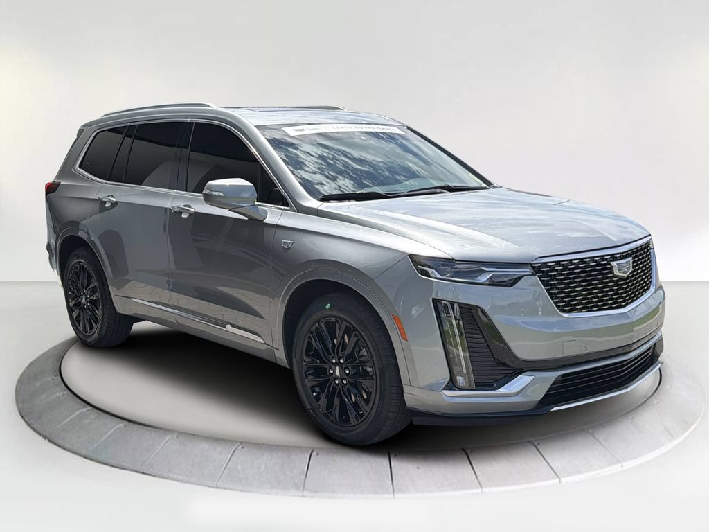 Certified 2025 Cadillac XT6 Luxury FWD image 6