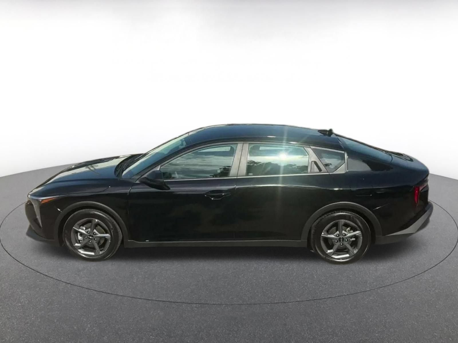 Used 2026 Kia K4 FWD image 7