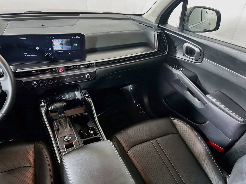 Used 2024 Kia Sorento S FWD image 19