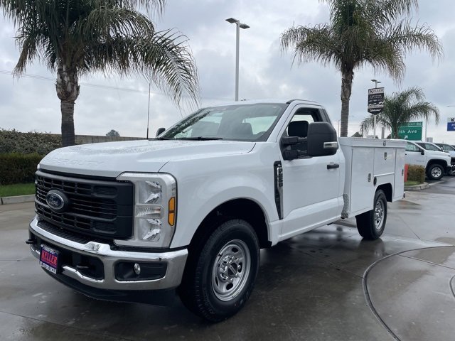 New 2026 Ford F250 XL w/ XL Chrome Package