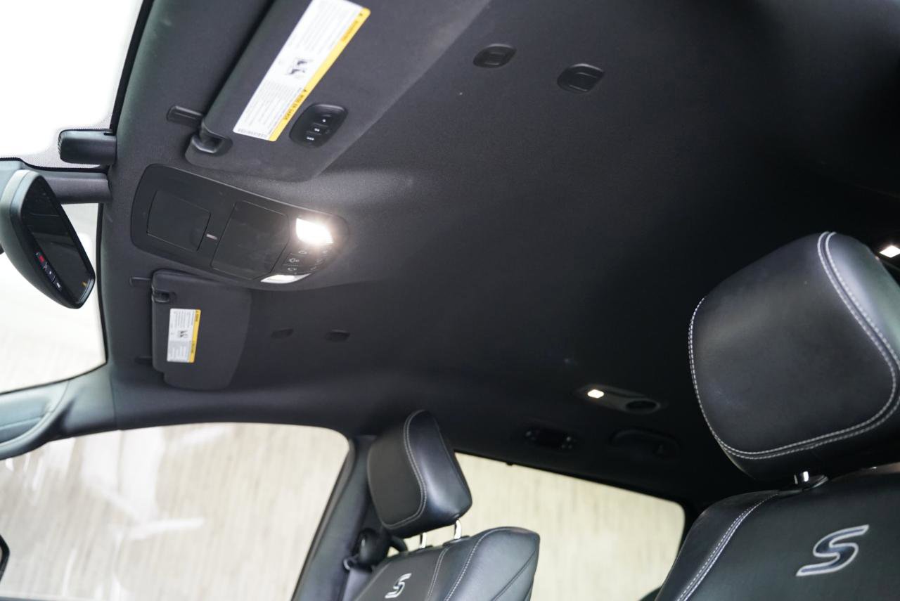 Used 2021 Chrysler Pacifica Touring-L w/ Uconnect Theater Family Group image 23