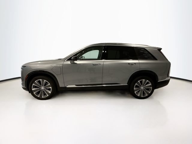 Certified 2026 Cadillac Vistiq Luxury AWD/4WD image 4