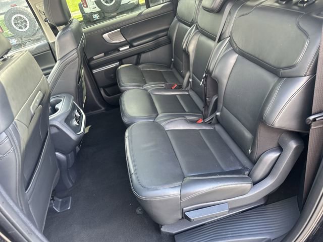 Used 2025 Ford Expedition Max Platinum AWD/4WD image 27