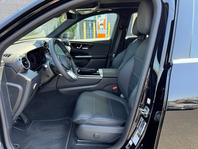 Used 2026 Mercedes-Benz GLC 300 4MATIC image 12