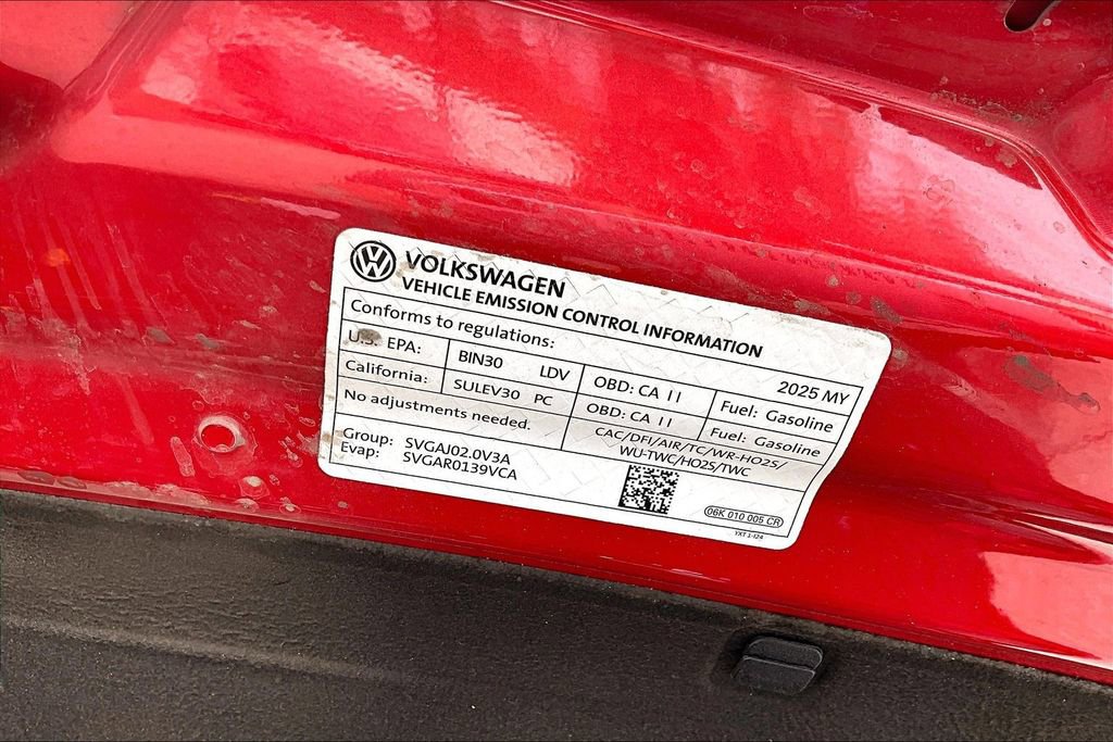 Used 2025 Volkswagen Jetta GLI Autobahn image 35