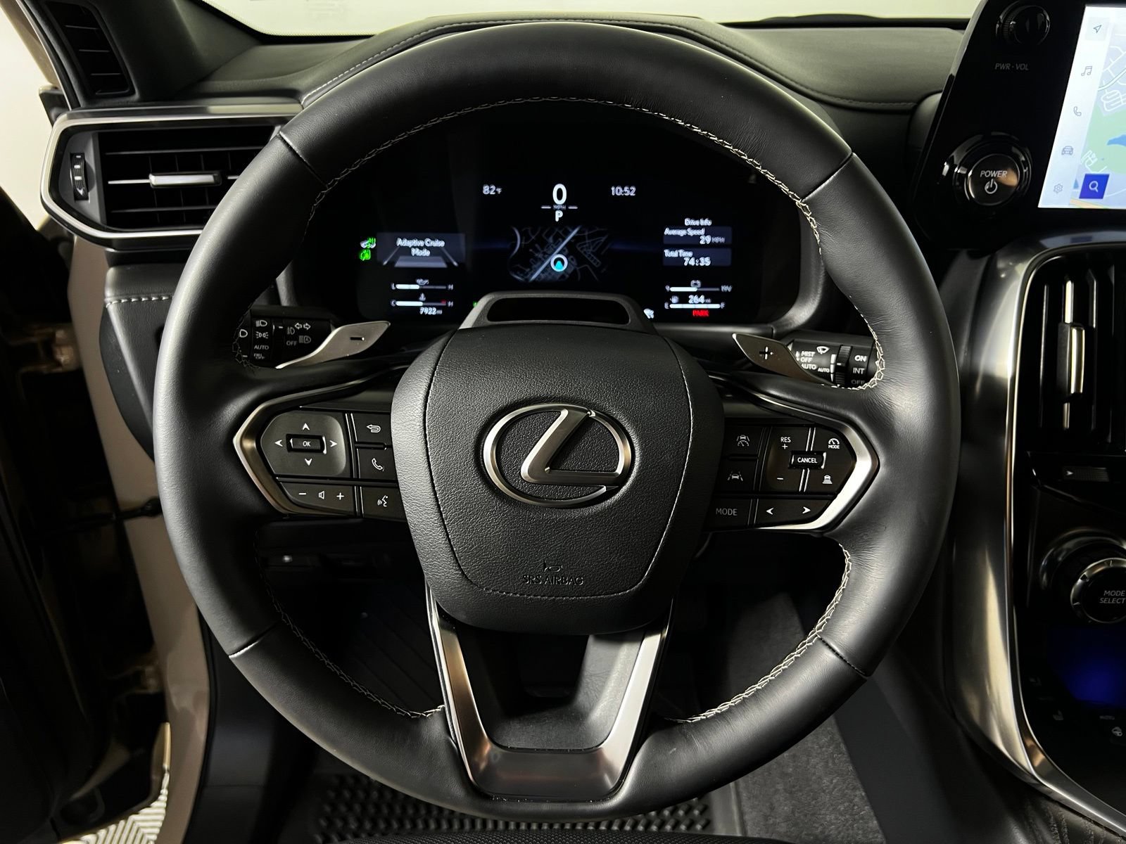 Used 2025 Lexus LX 700h Overtrail AWD/4WD image 13