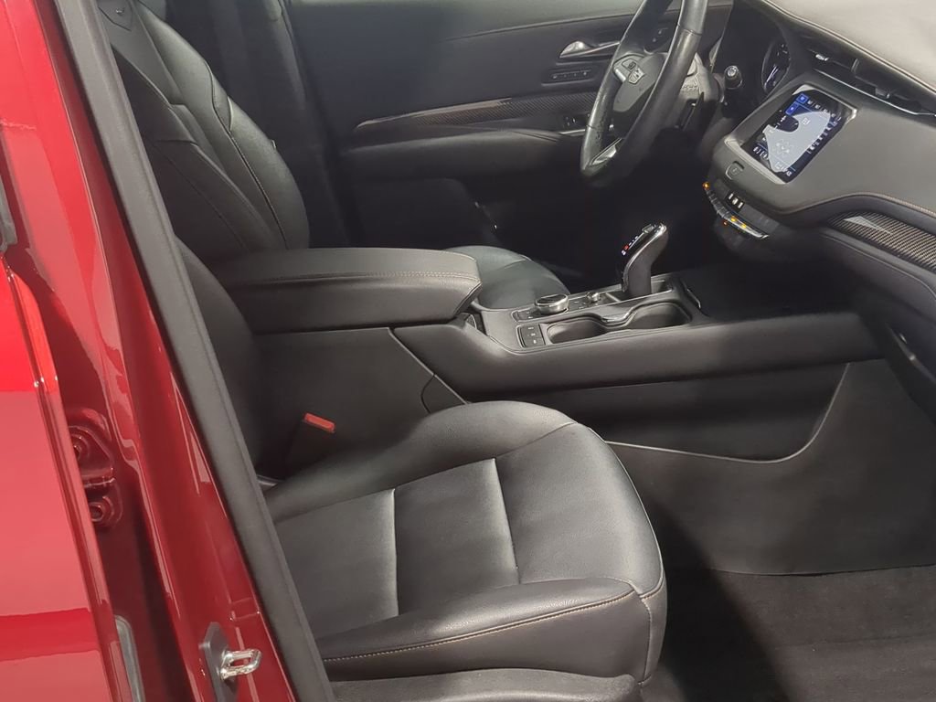 Used 2023 Cadillac XT4 Sport w/ LPO, Onyx Lite Package image 27