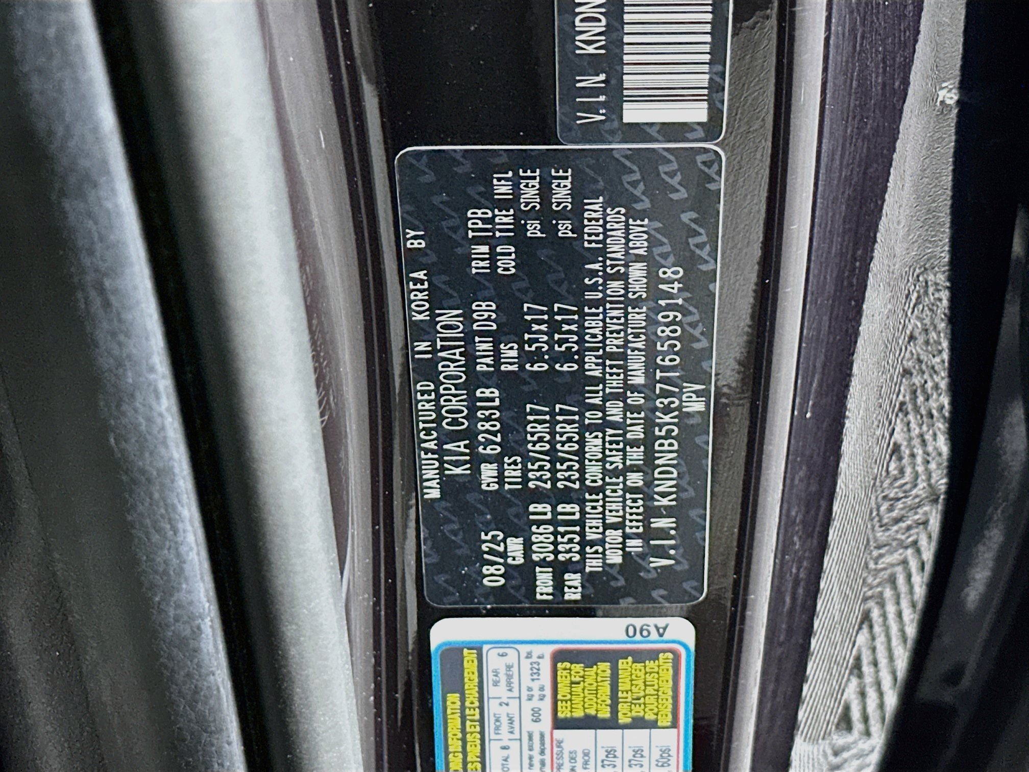Used 2026 Kia Carnival FWD image 12