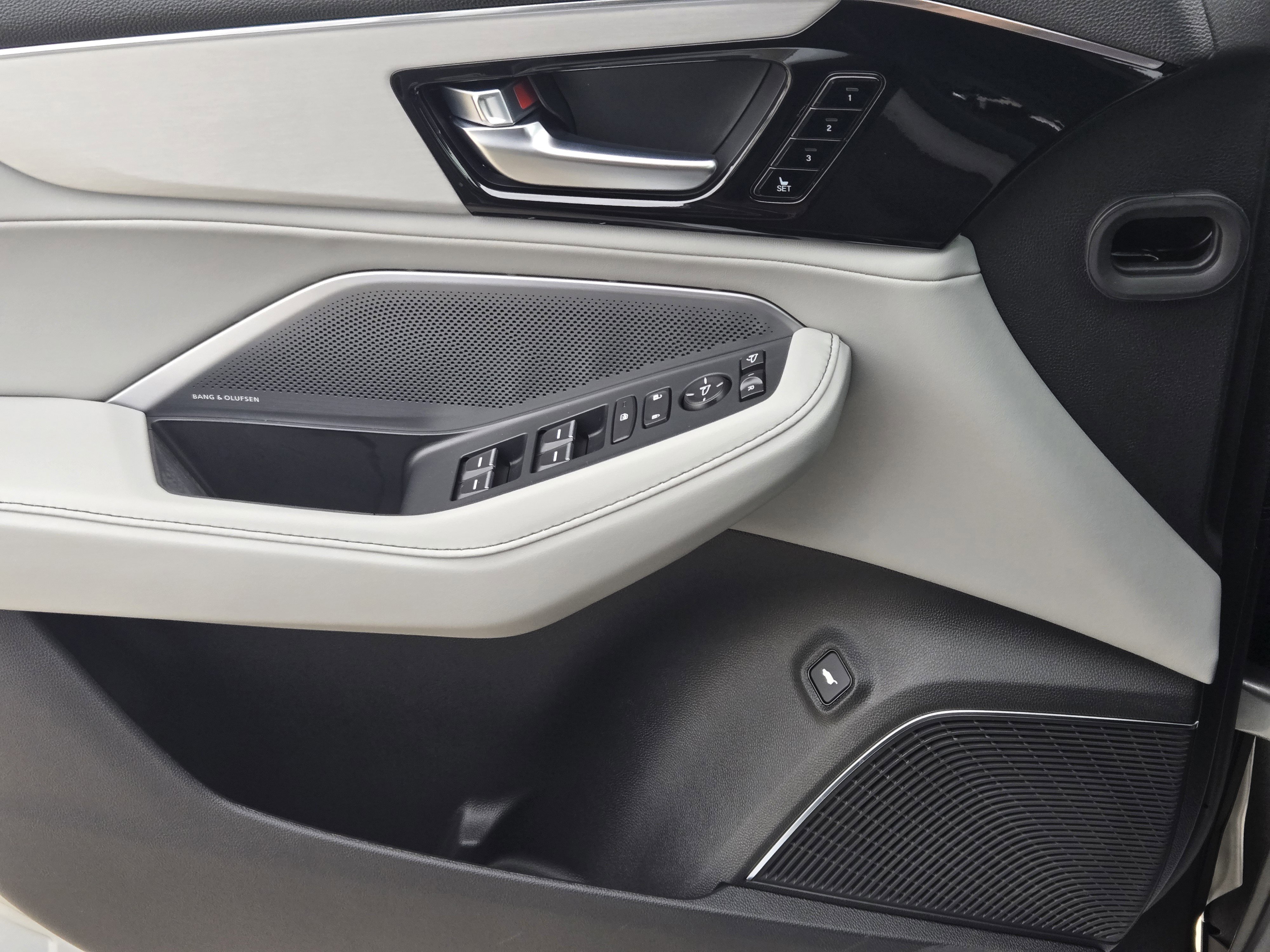 New 2026 Acura MDX FWD w/ Technology Package image 16