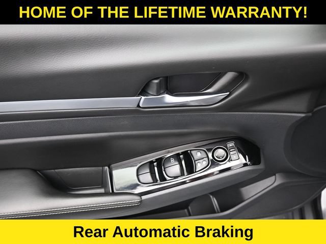 Used 2023 Nissan Altima 2.5 SV AWD/4WD image 13