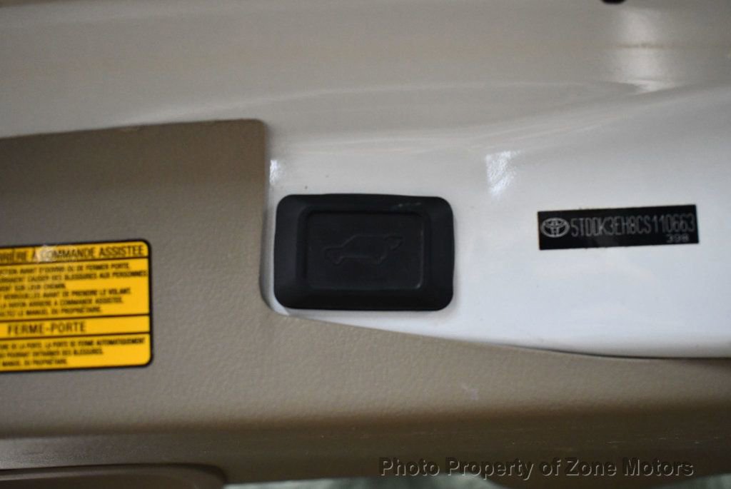Used 2012 Toyota Highlander Limited w/ Tow Pkg image 49