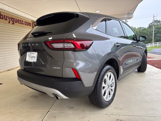 Used 2023 Ford Escape Active w/ Tech Pack #1 AWD/4WD image 6