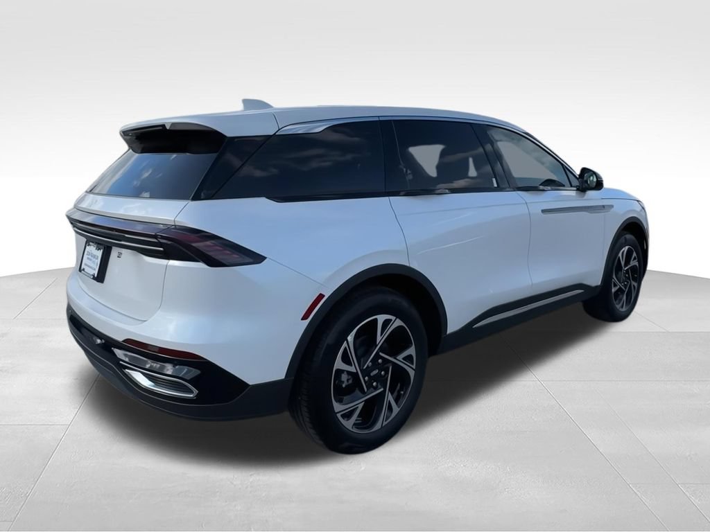 New 2026 Lincoln Nautilus Premier AWD/4WD image 8