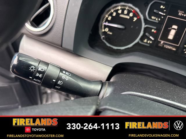 Used 2019 Toyota Tundra SR5 w/ Convenience Package image 4