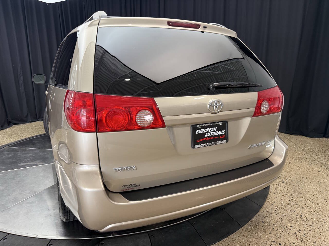 Used 2008 Toyota Sienna LE AWD/4WD image 6