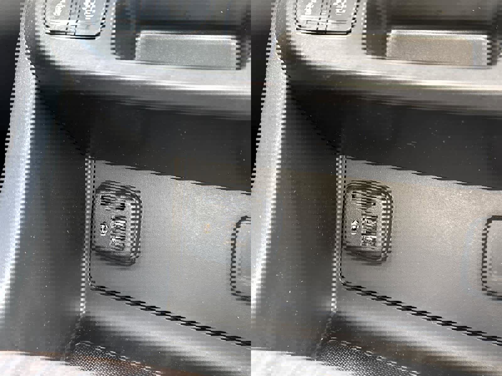 Used 2021 GMC Canyon Denali image 24