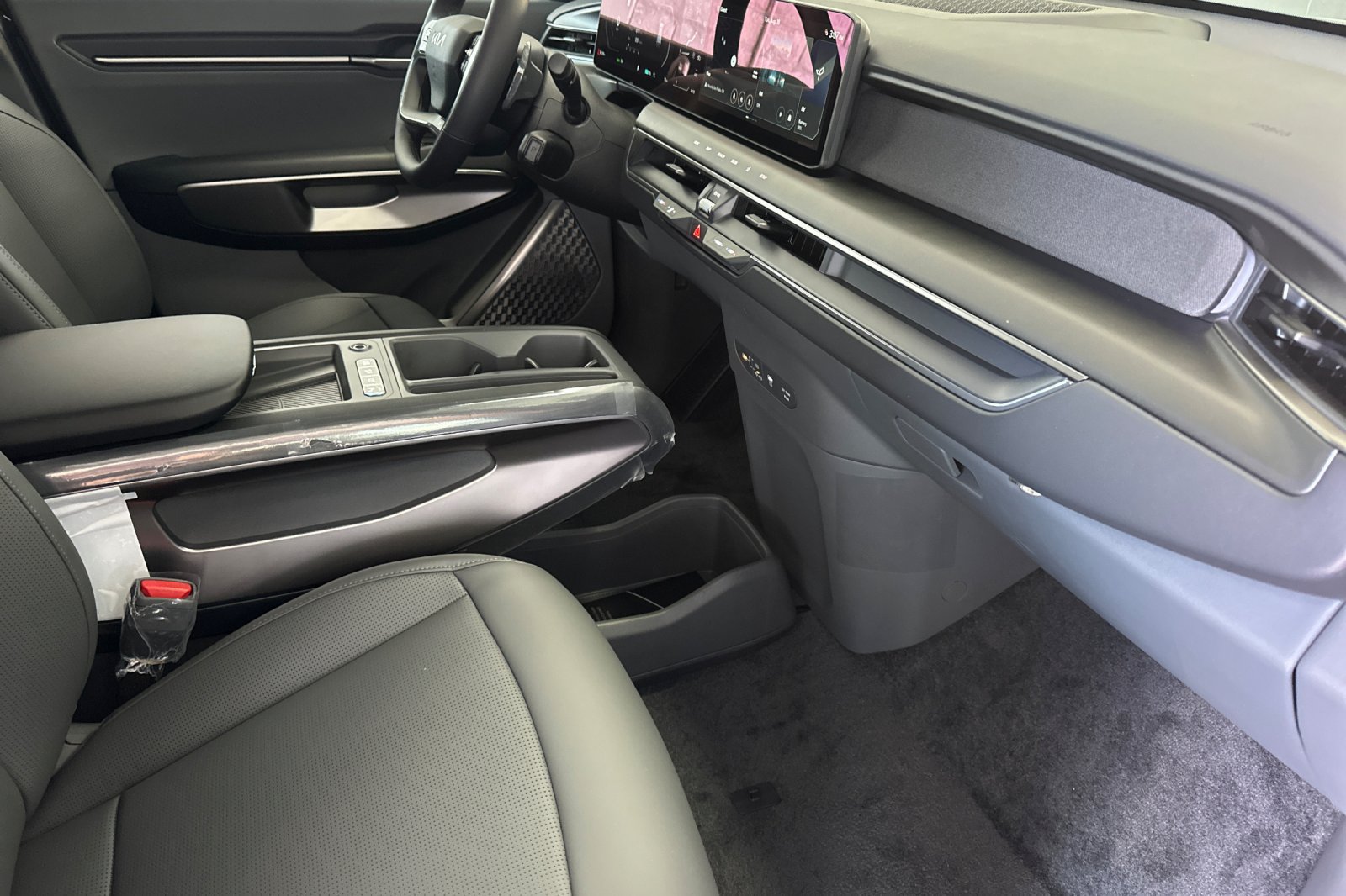 New 2026 Kia EV9 Light RWD image 16