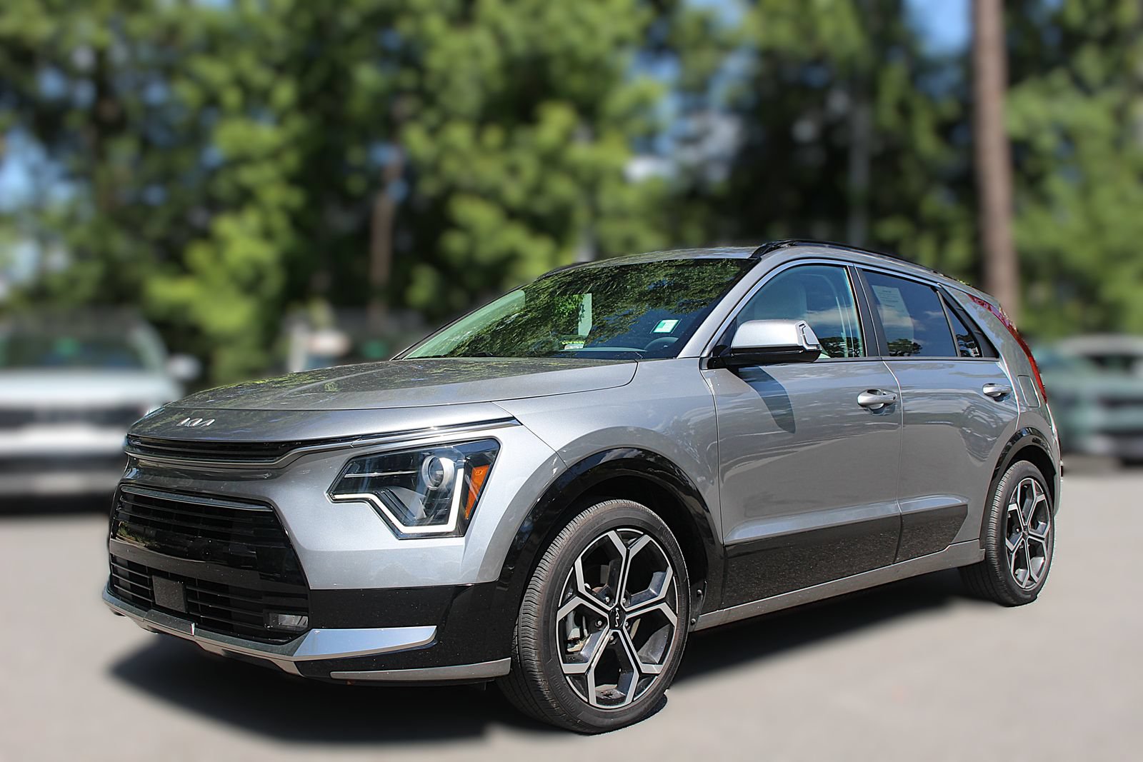 Certified 2024 Kia Niro EX Touring FWD image 3