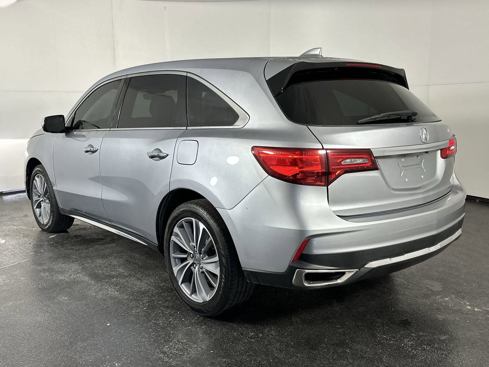 Used 2018 Acura MDX FWD w/ Technology Package image 6