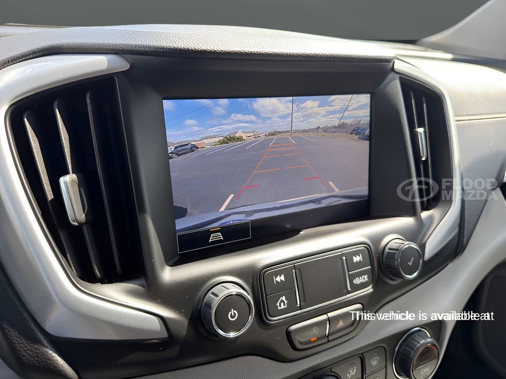 Used 2022 GMC Terrain SLT image 17