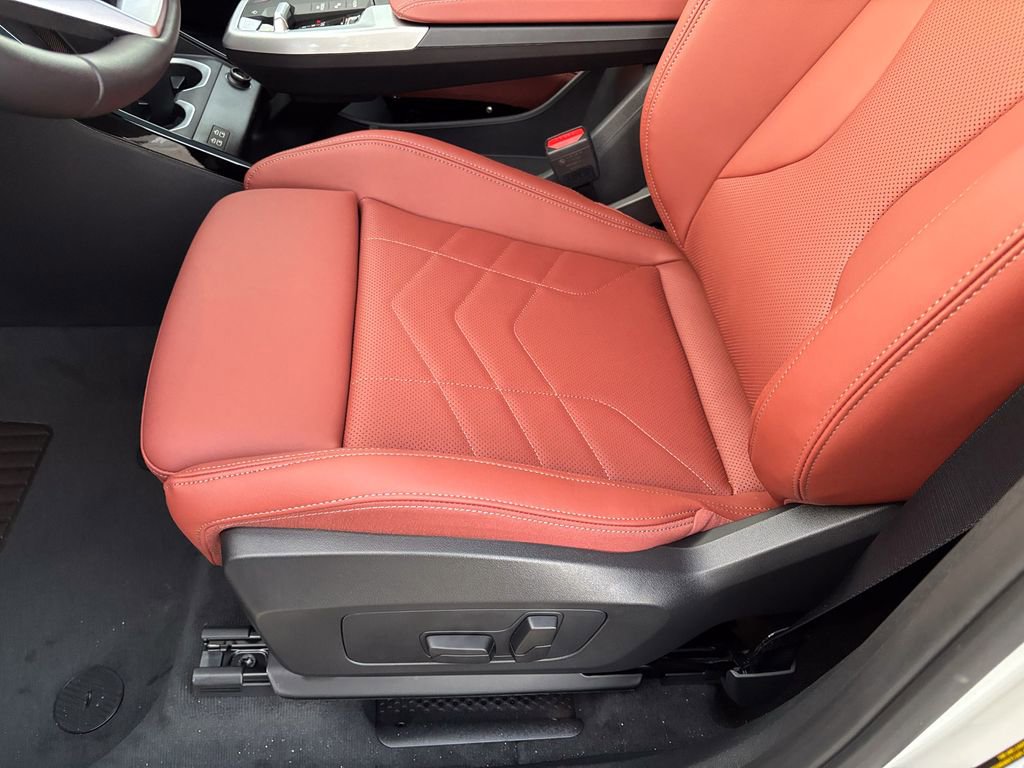 New 2026 BMW X1 xDrive28i image 13