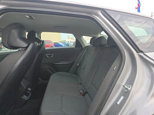 Used 2025 Kia K4 LXS image 14