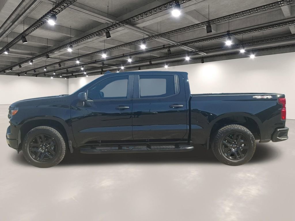 Used 2025 Chevrolet Silverado 1500 Custom w/ Turbomax Blackout Package image 13
