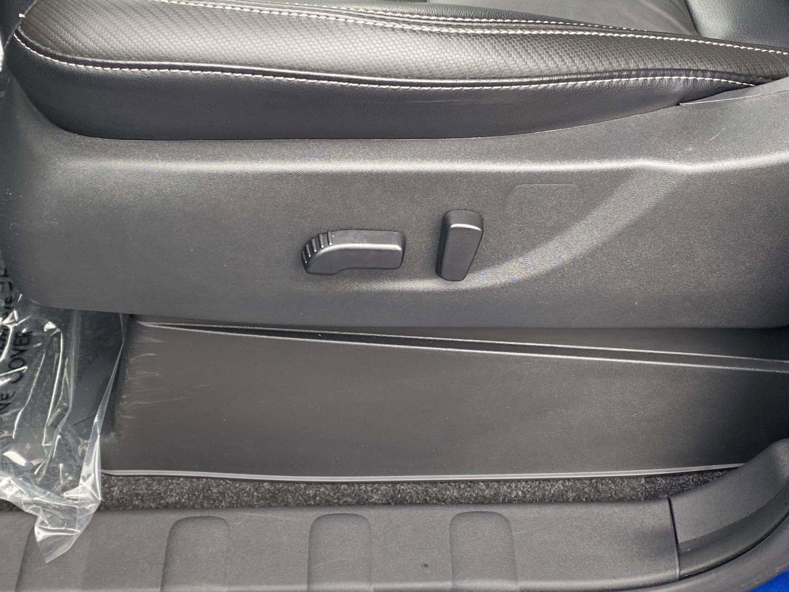 Used 2024 Nissan Frontier SL image 15