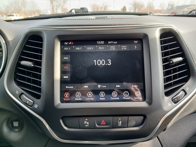 Used 2021 Jeep Cherokee Latitude Lux w/ Comfort/Convenience Group image 22