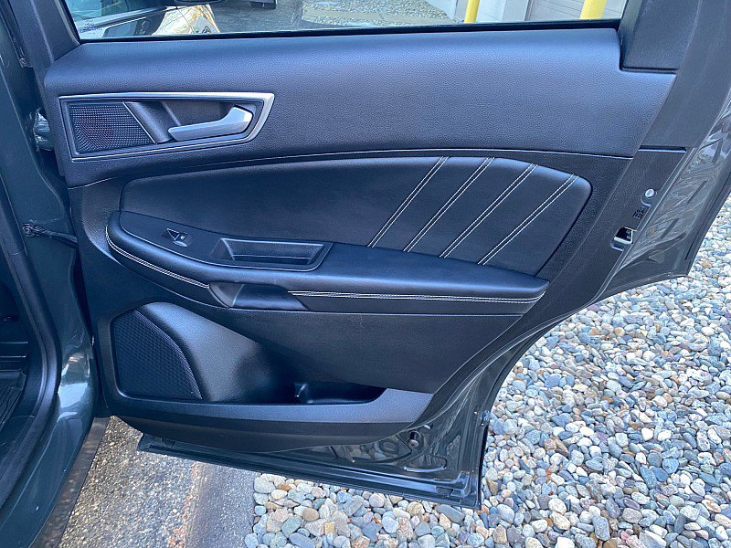 Certified 2022 Ford Edge ST w/ Equipment Group 401A image 36