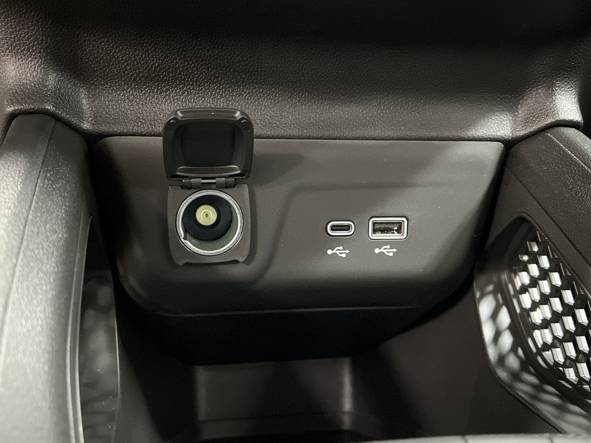 New 2026 Chevrolet TrailBlazer LT w/ Driver Confidence Package image 66