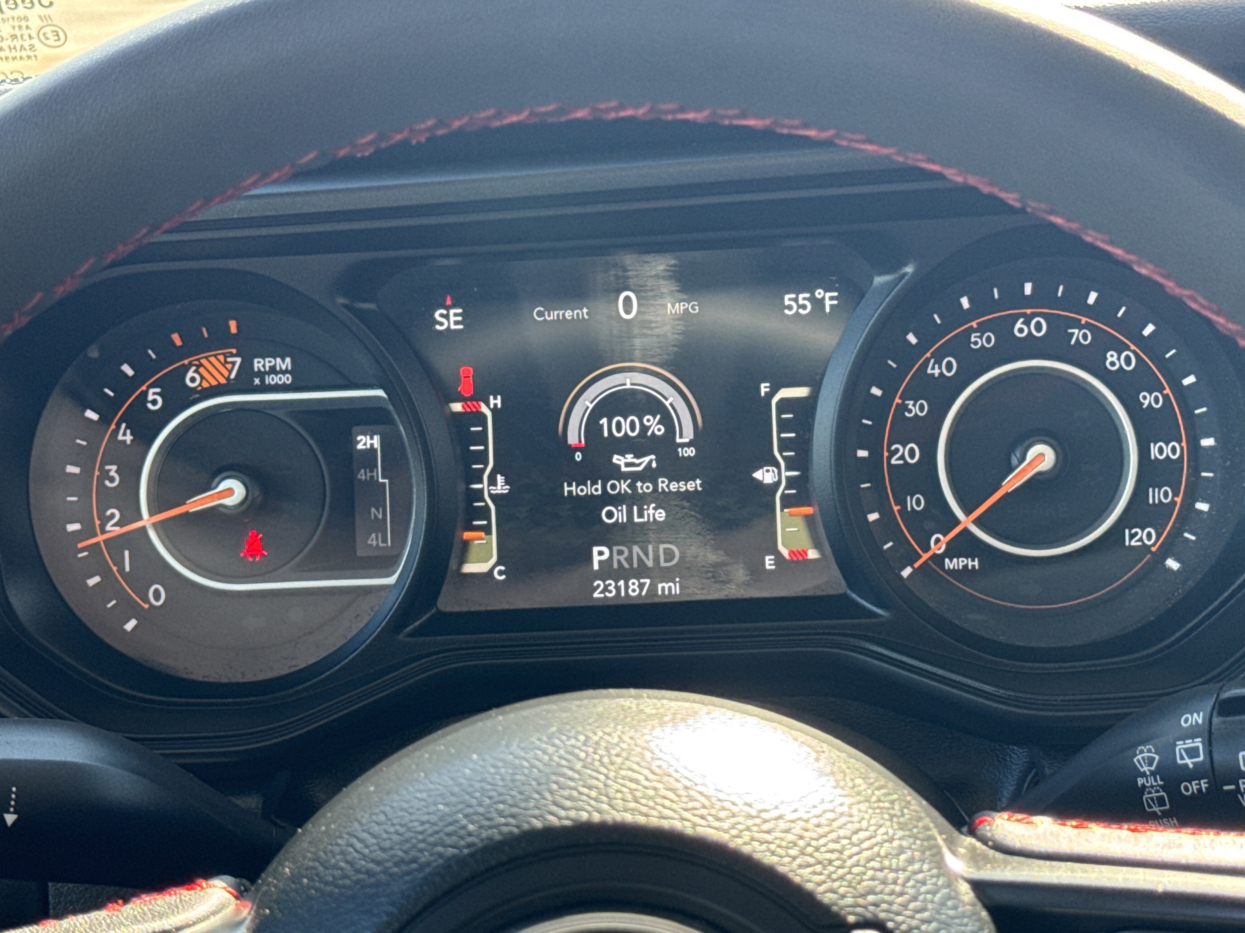 Used 2025 Jeep Wrangler Unlimited Rubicon image 16